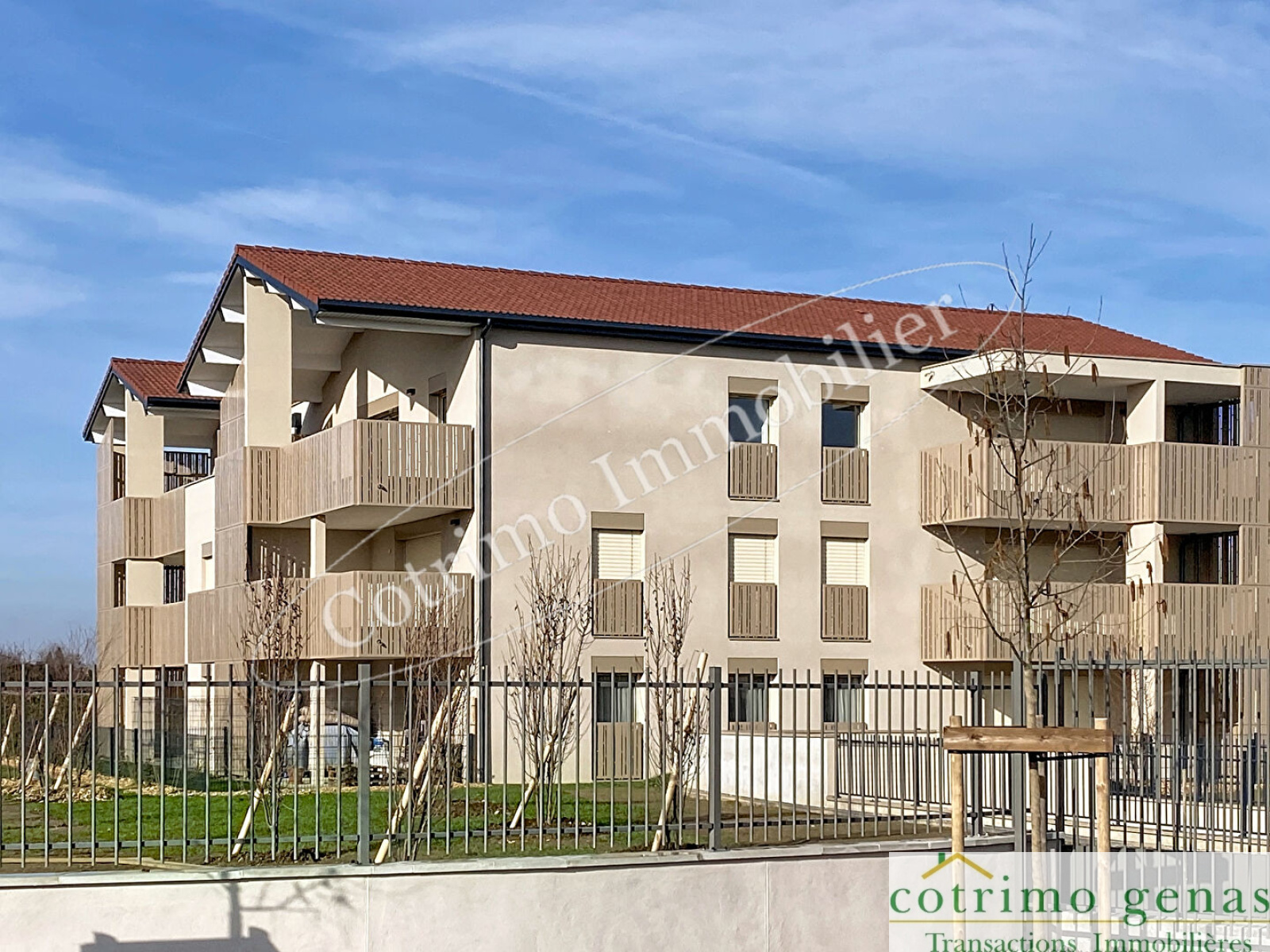 Image_1, Parking, Genas, ref :1386