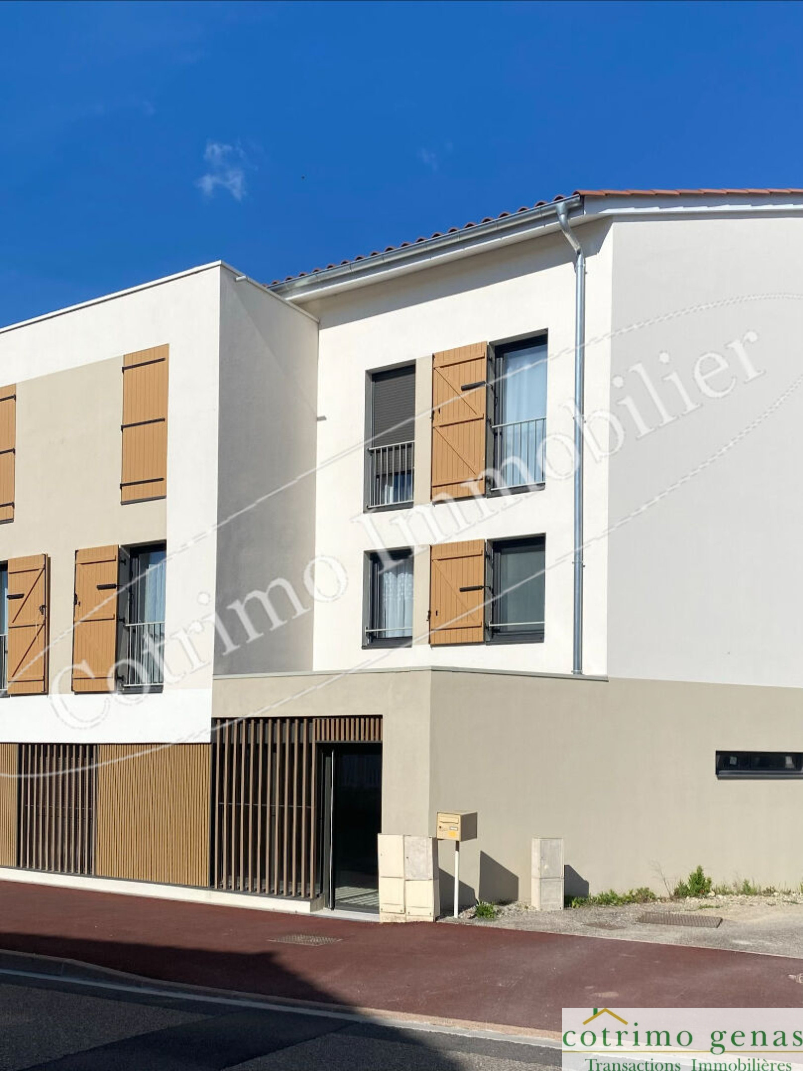 Image_1, Local commercial, Genas, ref :1450