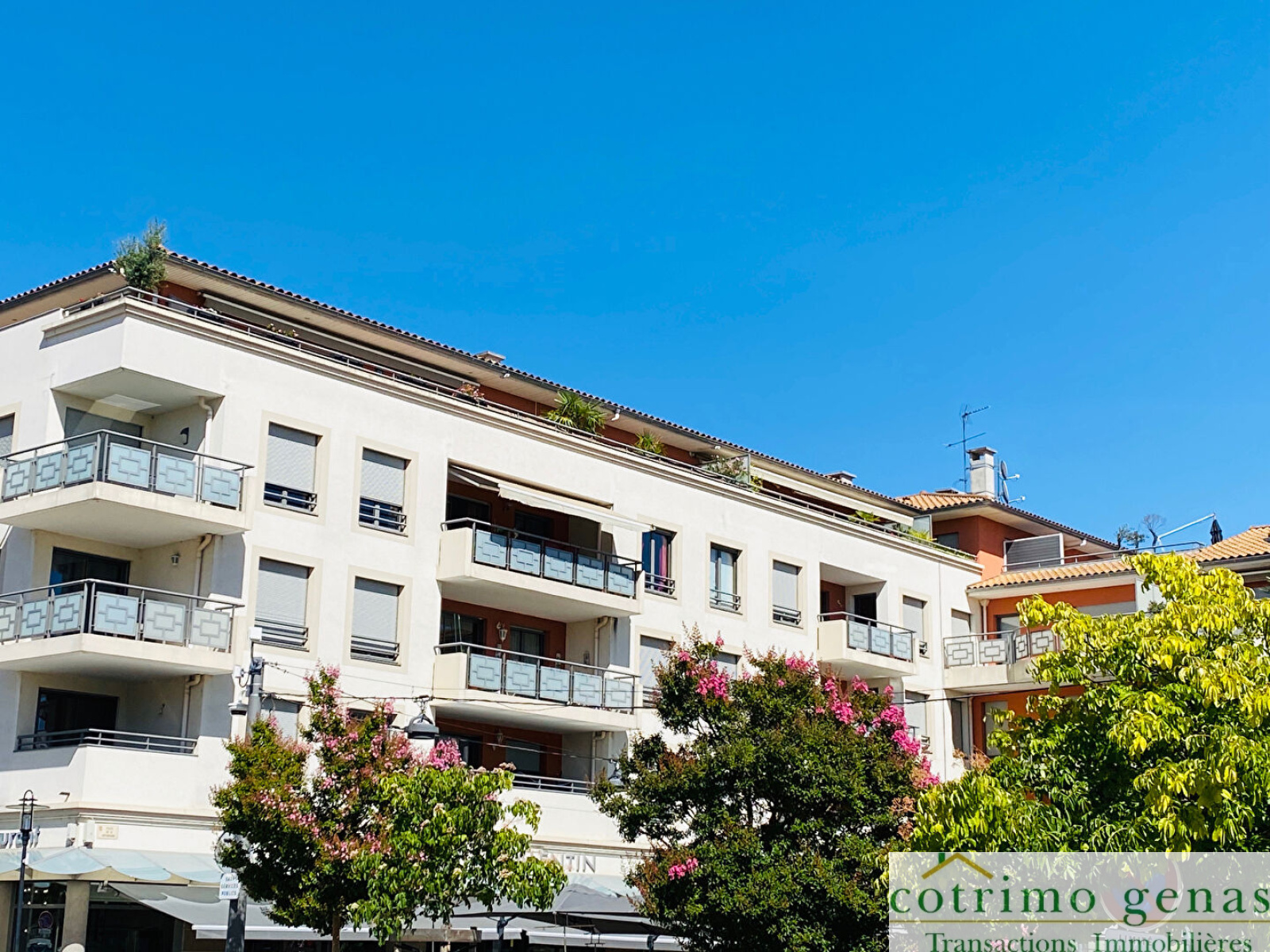 Image_1, Parking, Genas, ref :1319