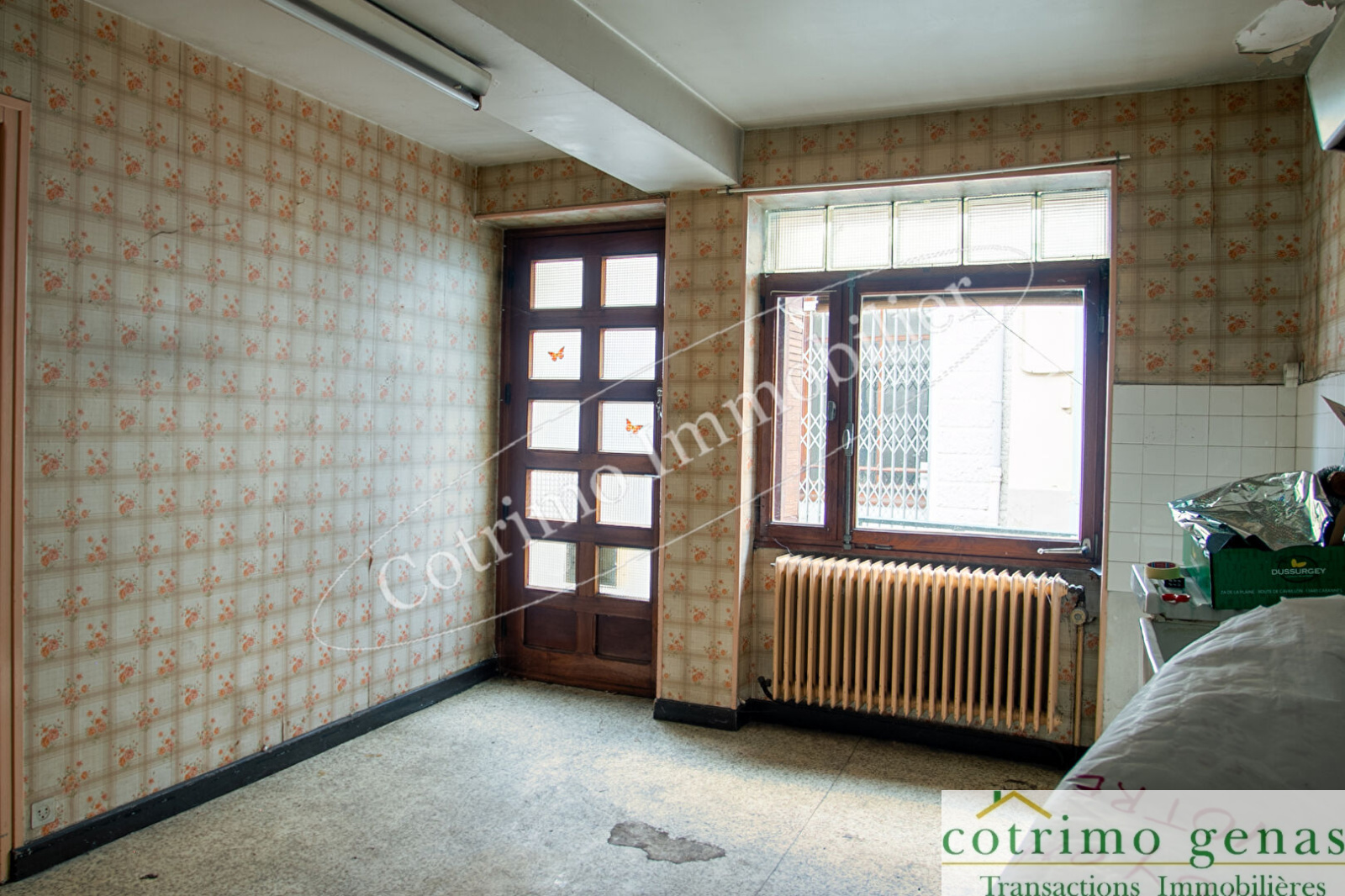 Image_7, Immeuble, Saint-Genix-sur-Guiers, ref :1273